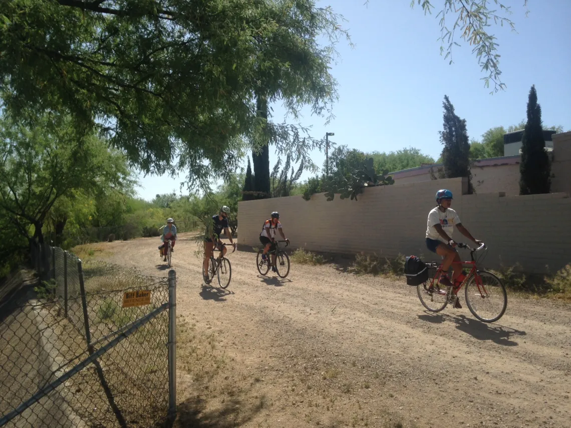 bike tour group