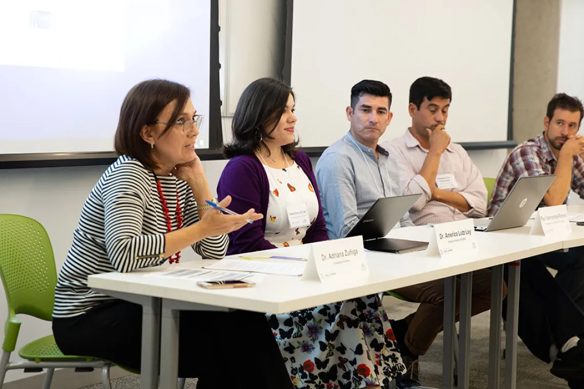Dr. Adriana Zuniga-Teran leading Panel 7: 'Una Vista Hacia el Futuro': A View toward the Future - Young Scholars Looking Ahead