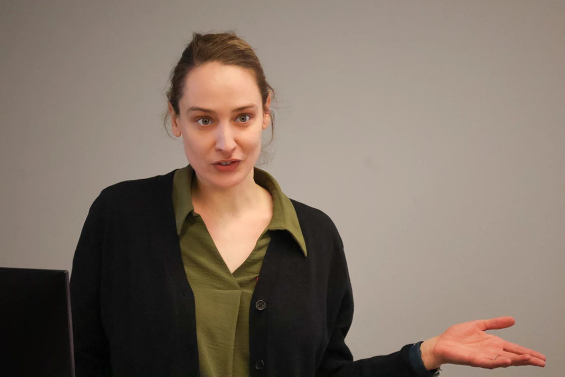 U of A Postdoctoral Researcher Anne-Lise Boyer presents during a breakout session at the 2025 Southern Arizona Heat Summit